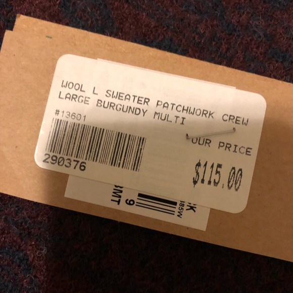 Woman’s wool sweater NWT. - Picture 5 of 7